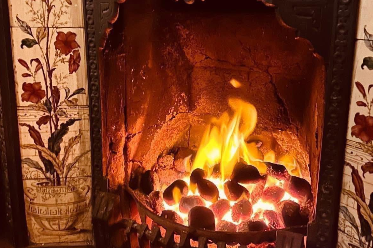 Real coal fires at The Raven, Wigan